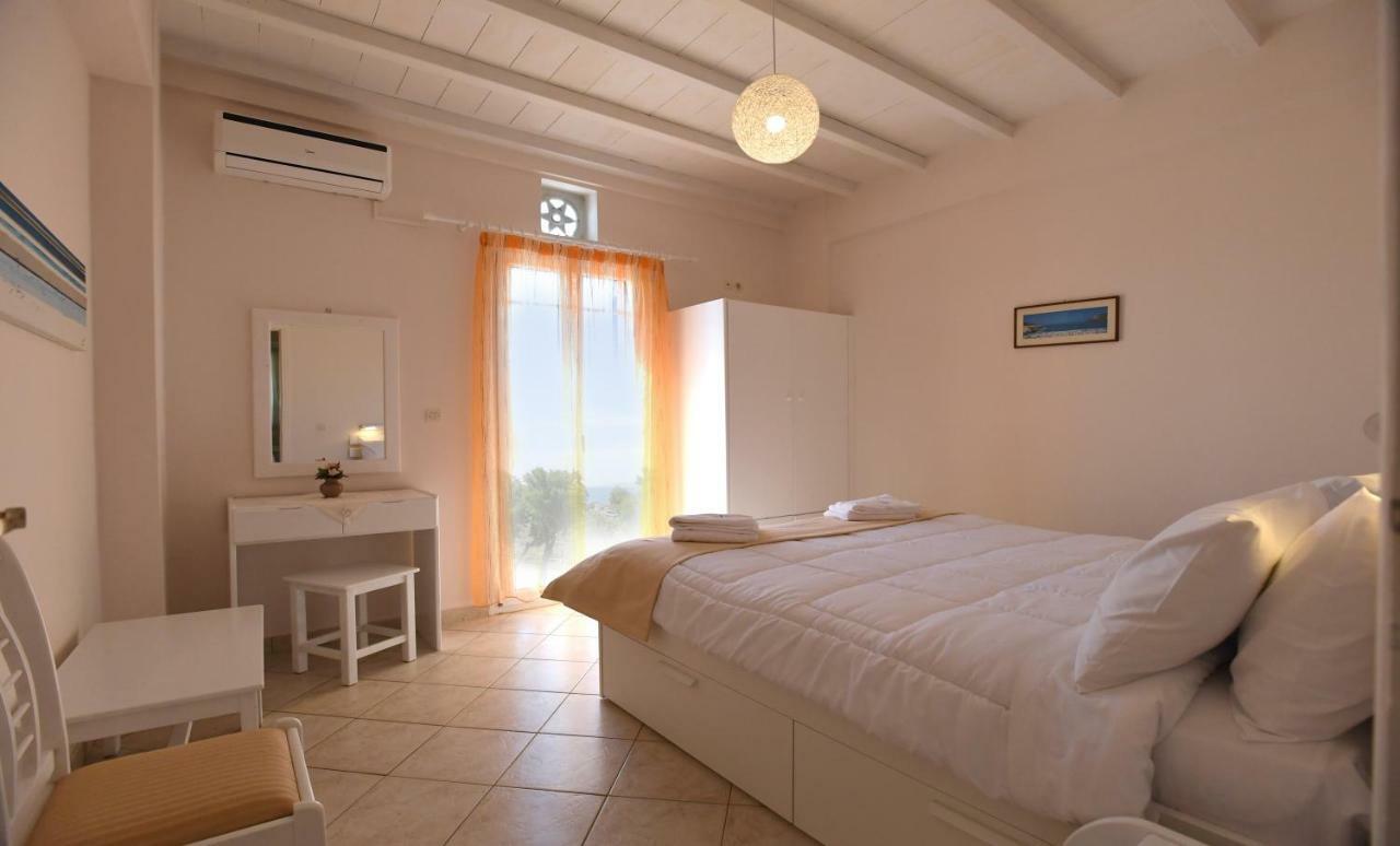 Nostos Beachfront Apartments&Studios Agios Ioannis  Exterior foto